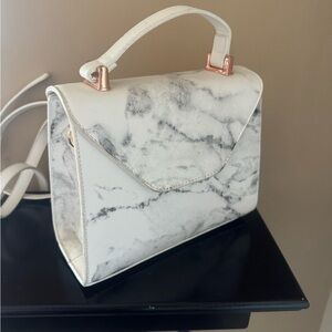 White Marble Purse Rose Gold Never Worn Excellent Condition Charming Charlie